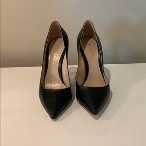 M.Gemi Cameo black leather heels